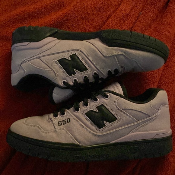 11US m. New Balance 300$Can little defect (on StockX 357$Can) - Picture 1 of 7